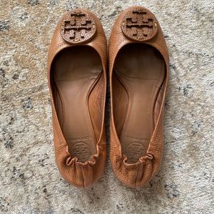Tory Burch Minnie Travel Ballet Flat. Size 7